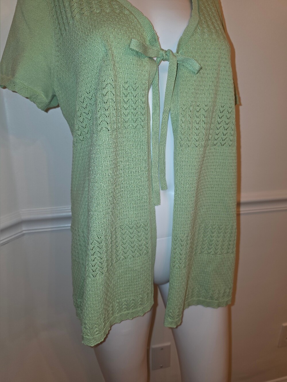 Tint & Shadow Tie-Front Light Green Knit Women's Cardigan